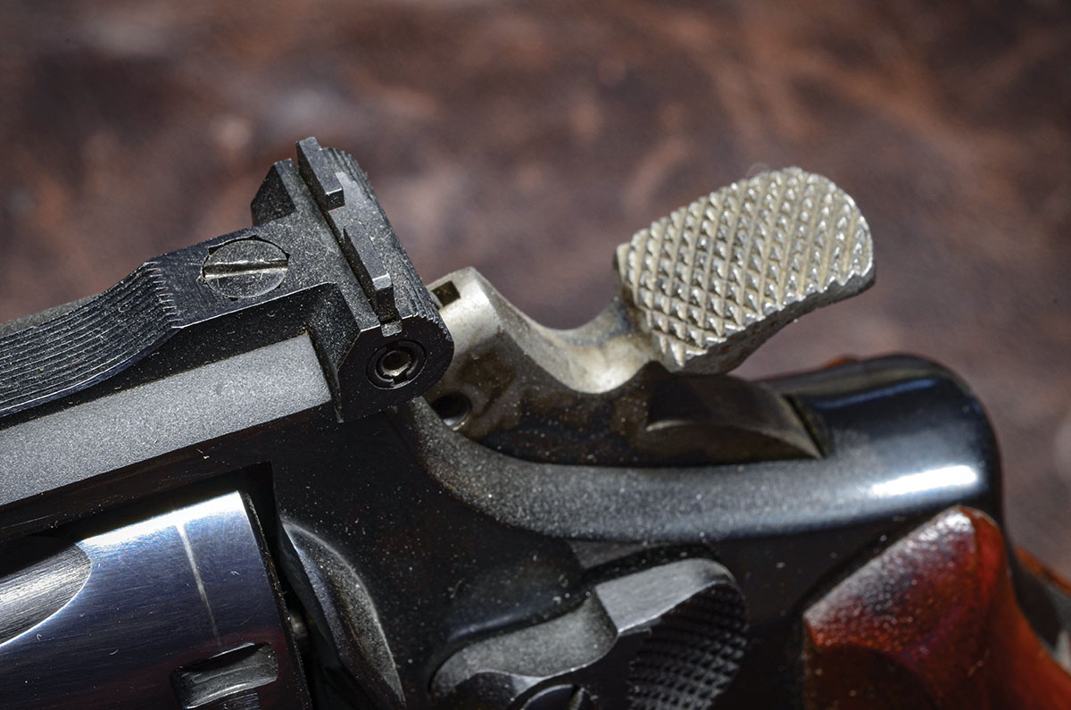 The target models of the 16-4 were equipped with micro-click rear sights and a half-inch wide spur on the hammer.